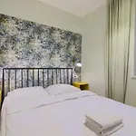 In - Stare Apart-hotel