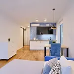 In - Stare Apart-hotel