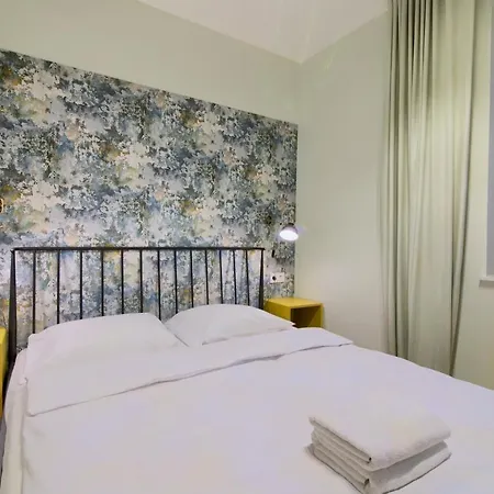 In - Stare Hotel apartamentowy