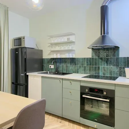 In - Stare Hotel apartamentowy