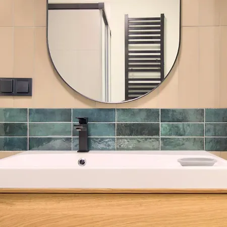 In - Stare Hotel apartamentowy