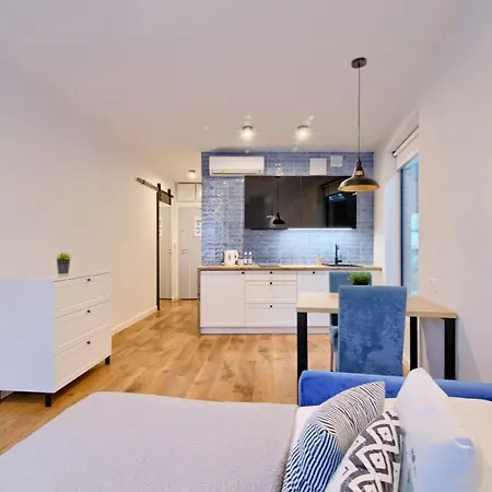 In - Stare Hotel apartamentowy